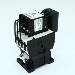 B44066S1810J230, Контактор конденсаторный 12,5 кВАр, 400В, катушка 230В/50Гц B44066S1810J230, Контактор конденсаторный 12,5 кВАр, 400В, катушка 230В/50Гц