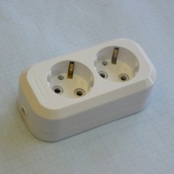 Колодка розеточная x2 16А, 16А,250В,земля,АБС-пластик,E302