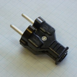 Вилка прямая с кембриком, черная, 6А,250В,пластик,В6-001