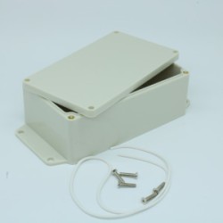 11-99A, Пластиковый корпус с фланцами