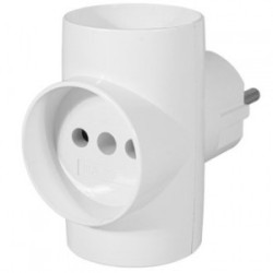 ТР-002-2, Разветвитель сетевой электрический на 3 розетки,90х80х100 мм, IP20, 16 А, 220 В, 50 Гц, 1500 Вт, пластик, цвет белый