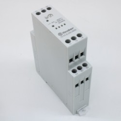 70.92.8.230.0002, Реле термисторное (PTC) с/без память отказов 230В AC выход 2СO